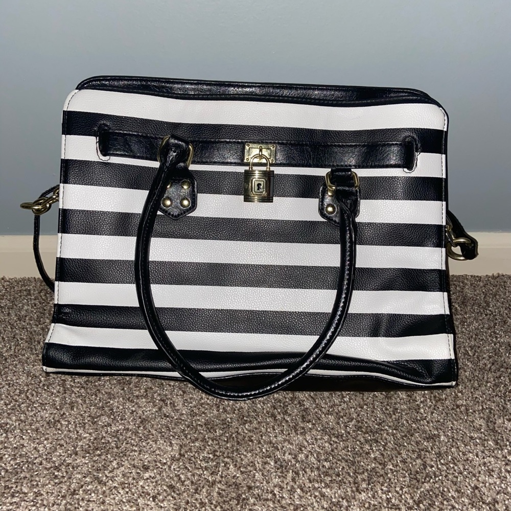 Black & White Striped Locket Purse